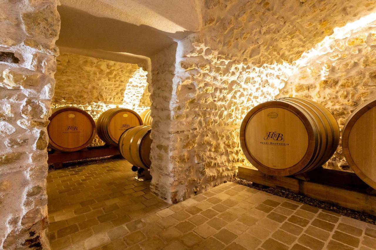 Hôtel Restaurant Famille Bourgeois La Cote des Monts Damnés Sancerre Extérieur photo